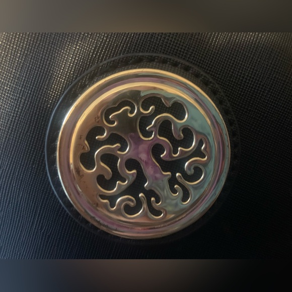 Tree of Life Black Faux Leather Shoulder/Tote Great Condition - Picture 8 of 11